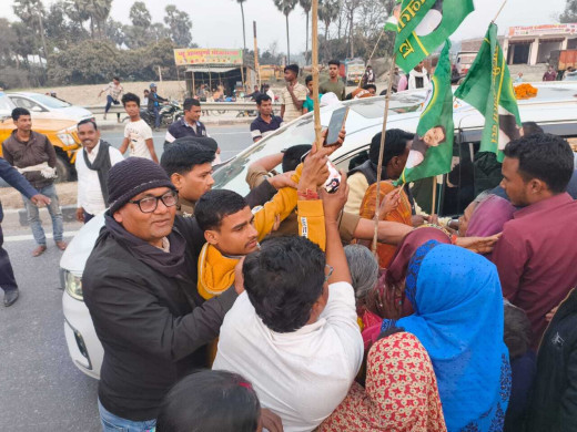 तेजस्वी यादव का राजद कार्यकर्ताओं ने किया स्वागत